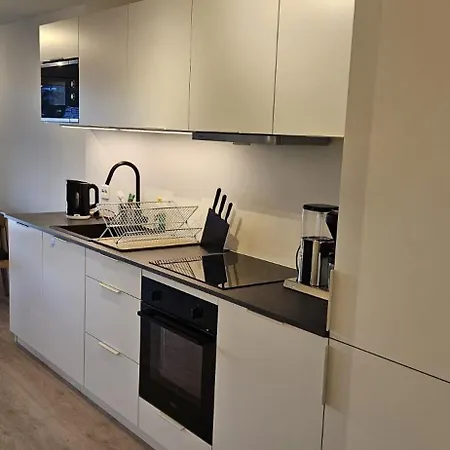 Lovely With Swimming Pool, Close To Arossanden Leilighet